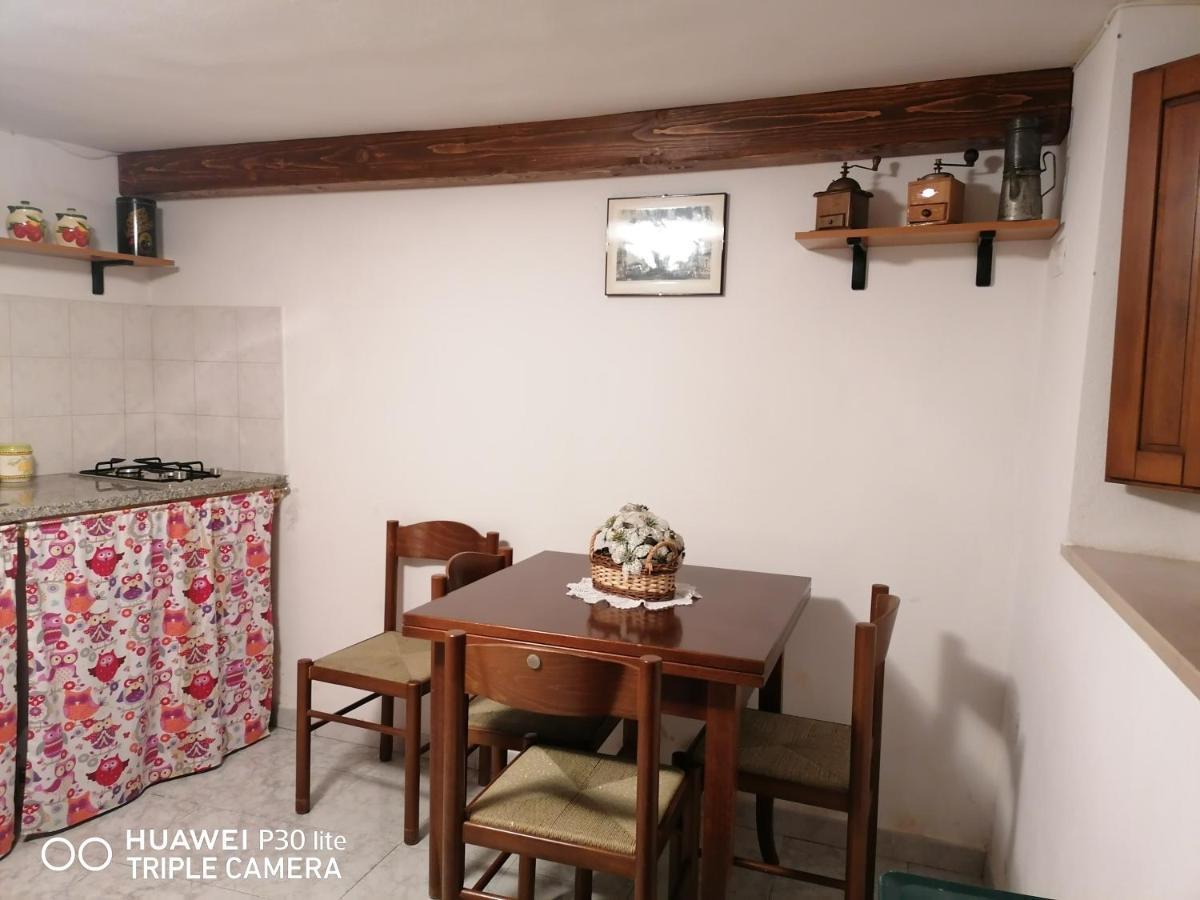Ferienwohnung La Casa Di Luisa Santu Lussurgiu Exterior foto